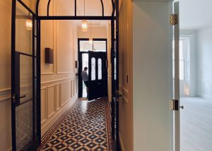 A Regency townhouse hallway 