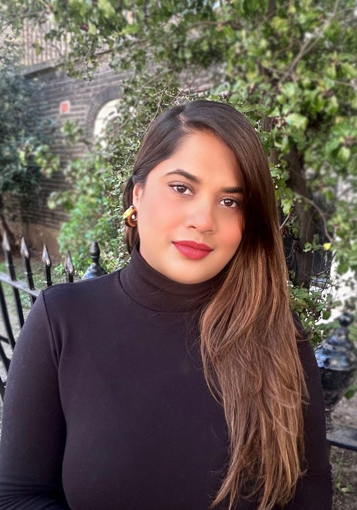 Website profile photo Yovana cropped