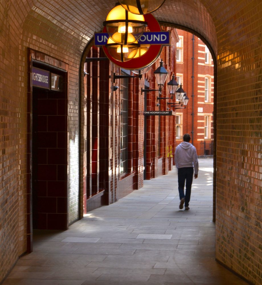 edited knightsbridge tube station